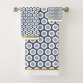 WHITE NAVY GEOMETRIC CIRCLS BATHROOM TOWEL SET BAD HANDDOEK (Insitu)