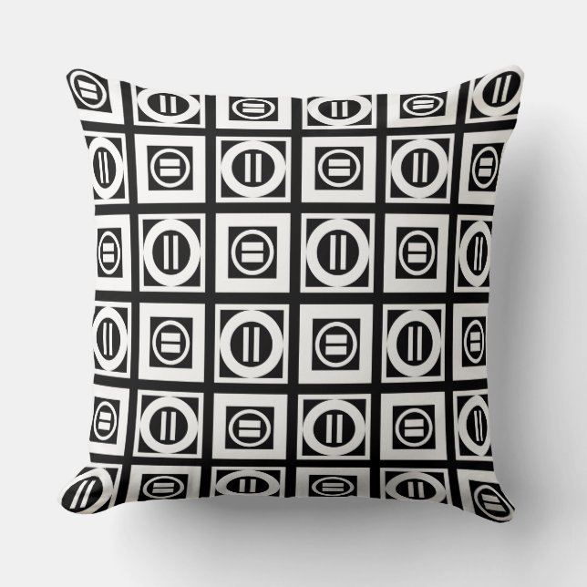 White on Black Geometric Equal Sign Pattern Kussen (Voorkant)
