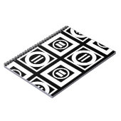 White on Black Geometric Equal Sign Pattern Notitieboek (Linkerzijde)