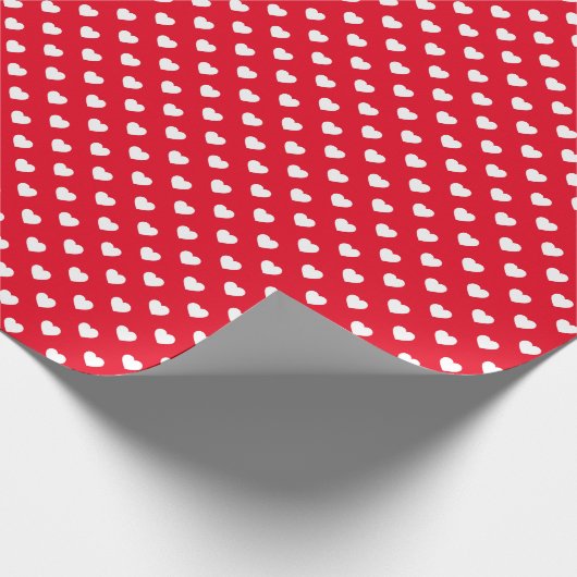 White on Red Tiny Hearts Patterned Wrapping Paper Cadeaupapier (Hoek)