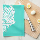 White on Turquoise Coastal Decor Coral Theedoek (Quarter Fold)