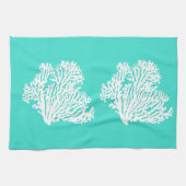 White on Turquoise Coastal Decor Coral Theedoek (Horizontaal)