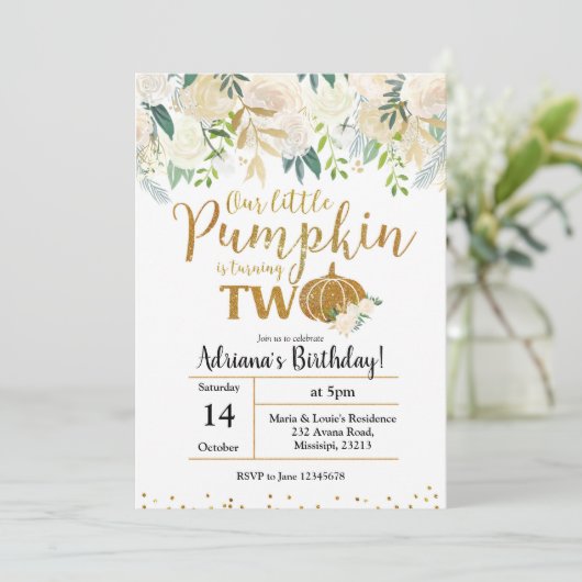 White onze kleine pompoen draaien twee uitnodiging (Staand voorkant)