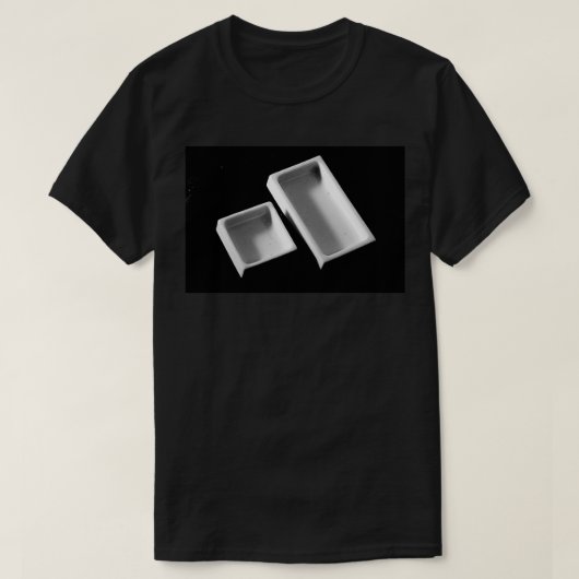 White op zwarte potten t-shirt (Design voorkant)