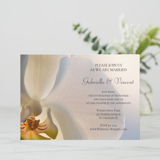 White Orchid Elegance Wedding Kaart (Staand voorkant)