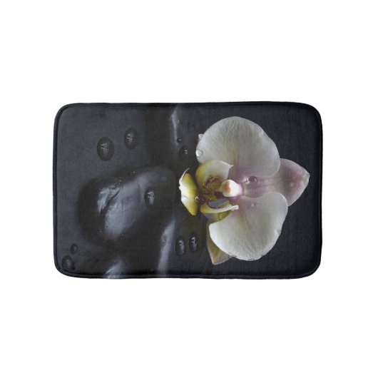 White Orchid on Black Stones Badmat (Voorkant)