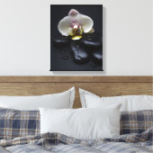 White Orchid on Black Stones Canvas Afdruk (Insitu (Slaapkamer))