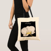White Orchid on Black Tote Bag (Voorkant (product))