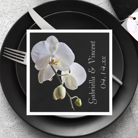 White Orchid op Black Wedding Servetten