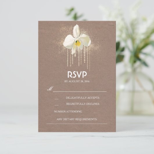 White Orchids Gold Glam Wedding RSVP Kaart (Staand voorkant)