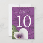 White Paarse Calla Lily Wedding Table Nummerkaarte Kaart (Achterkant)