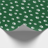 White Paw Prints Pattern op Green Cadeaupapier (Hoek)