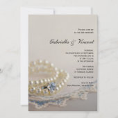White Pearls, Diamond Ring and Blue Lace Wedding Kaart (Voorkant)