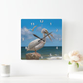 White Pelican on a Rock Vierkante Klok (Huis)