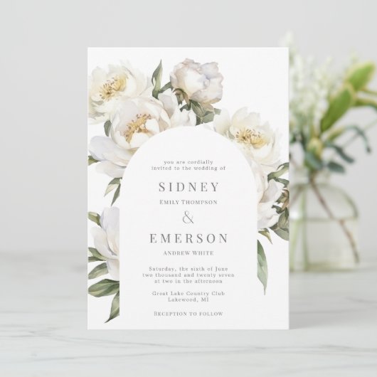 White Peony Floral Wedding Arch Uitnodiging (Staand voorkant)