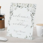 White Peony Silver Eucalyptus Welcome Weddenschap Reclamebord Met Voetstuk (Insitu)