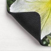 White Petunia Series Coordinating Items Muismat (Hoek)