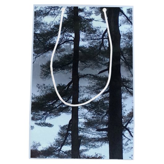 White Pines in a Blizzard — Medium Cadeauzakje (Achterkant)