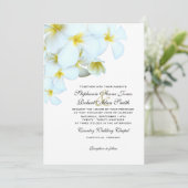 White Plumeria Beach Wedding Invitations Kaart (Staand voorkant)