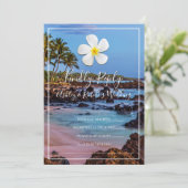 White Plumeria Flower with Tropical Beach, RSVP Kaart (Staand voorkant)
