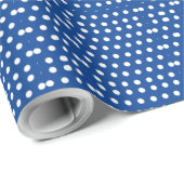 White Polka Dot on Blue Background Cadeaupapier (Rol Hoek)