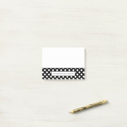 White Polka Dots on Black met naam Post-it® Notes (Op bureau)