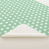 White Polka Dots on Sage Green Sherpa Deken (3/4)