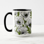 White poppies on white mok (Links)