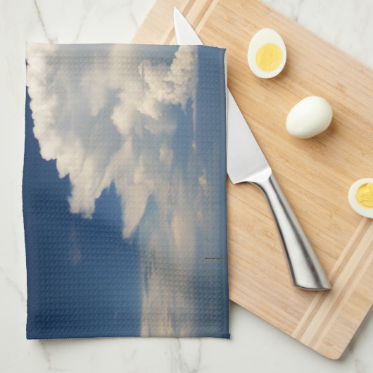 White Puffy Cloud Theedoek (Quarter Fold)