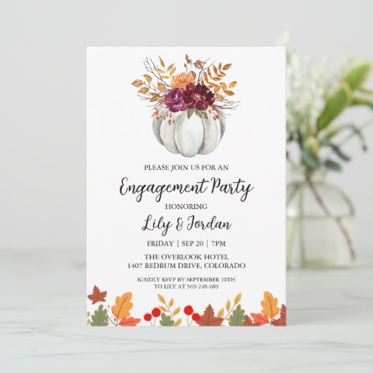 White Pumpkin and Greenery Herfst Engagement Party Kaart (Staand voorkant)