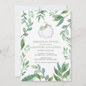White Pumpkin Greenery Rehearsal Dinner Invitation Kaart (Voorkant)
