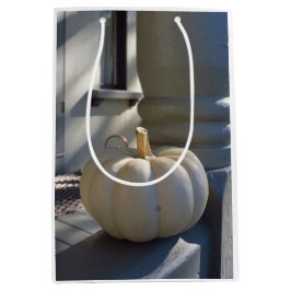 White Pumpkin on the Railing - Martha's Vineyard Medium Cadeauzakje