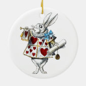 White Rabbit Alice Wonderland Hearts Keramisch Ornament (Achterkant)