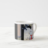 White Rabbit gaat naar Paris Expresso Mok (Voorkant rechts)