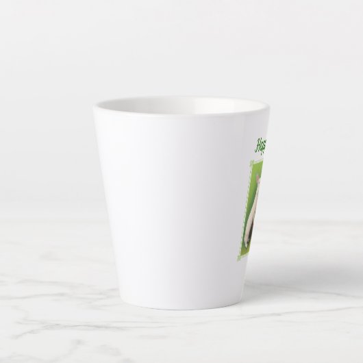 White Rabbit Wheelbarrow Colour Eggs Happy Easter Latte Mok (Voorkant)