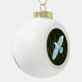 White Raven on Fractal Conifers Keramische Bal Ornament (Links)