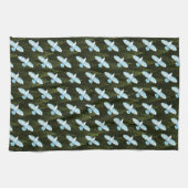 White Raven on Fractal Conifers Theedoek (Horizontaal)