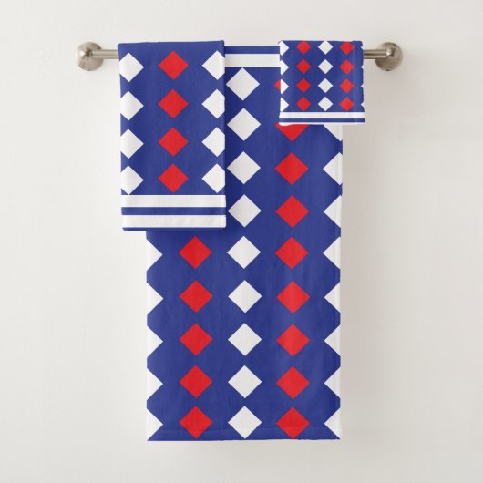 White Red Diamond Stripe Pattern Bad Handdoek (Insitu)