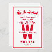 White Red Monogram Pas getrouwd Mr. en Mrs. Feestdagenkaart (Voorkant / Achterkant)