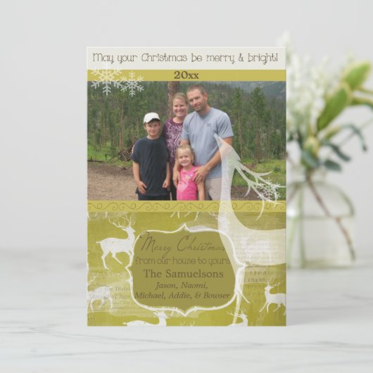 White Reindeer on Green Photo Holiday Kaart (Staand voorkant)