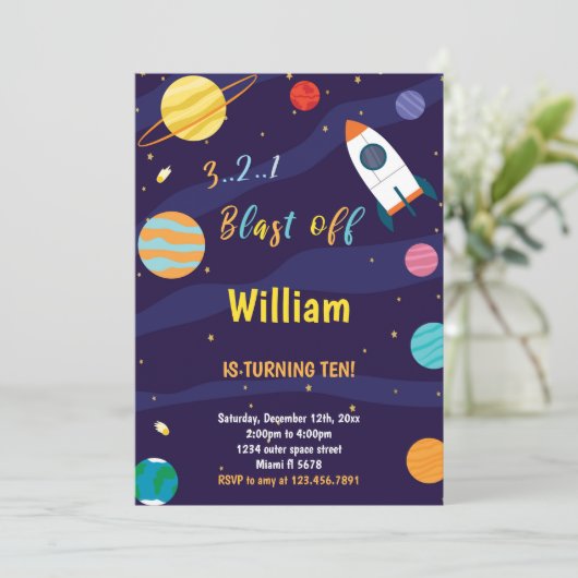 White Rocket Outer Space verjaardagsuitnodiging Kaart (Staand voorkant)