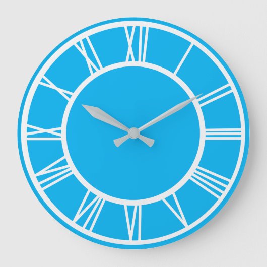 White Roman Numeral Border Pattern Blue Round Grote Klok (Voorkant)