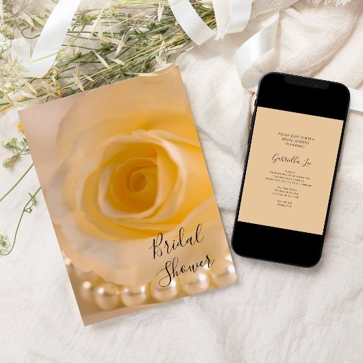 White Rose and Pearls Bridal Shower Invitation Kaart