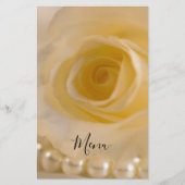 White Rose and Pearls Wedding Menu (Voorkant)