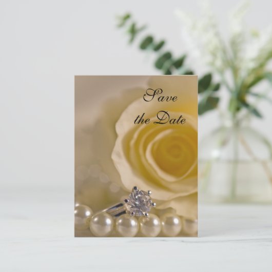 White Rose and Pearls Wedding Save the Date Aankondigingskaart (Staand voorkant)