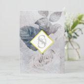 * White Rose AR26 Flower Monogram QR RSVP Wedding Kaart (Staand voorkant)
