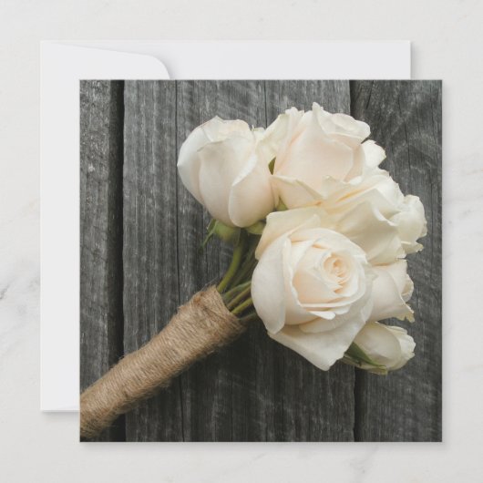White Rose Bouquet & Barnwood Wedding Uitnodigen Kaart (Voorkant)