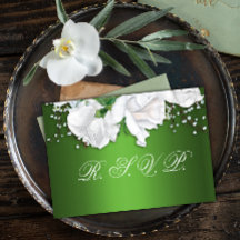 White Rose Bouquet en Metallic Green Wedding RSVP