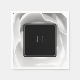 White Rose | Elegant bloemontwerp op zwart Servet