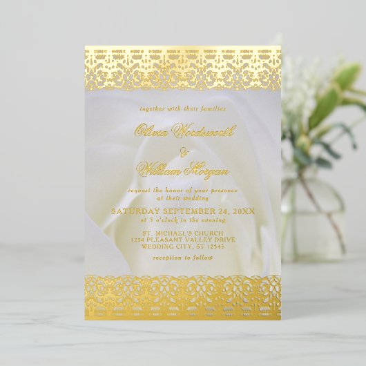 White Rose Elegant Gold Foil Lace Wedding Folie Uitnodiging (Staand Voorkant)